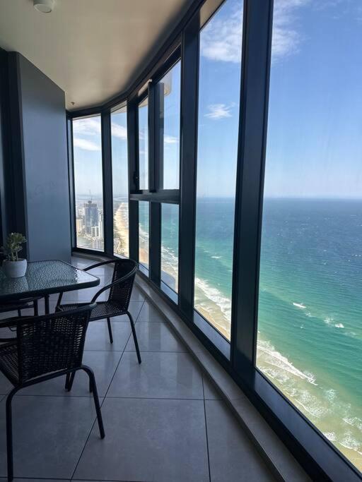 Apartment Ocean Surfers Paradise *
