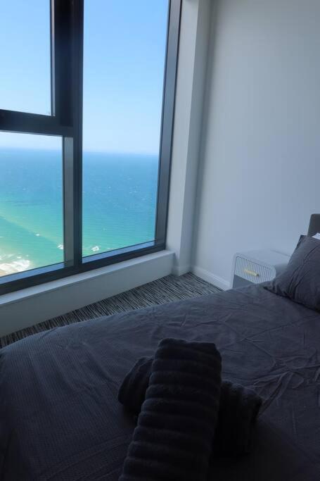Ocean Surfers Paradise * Gold Coast